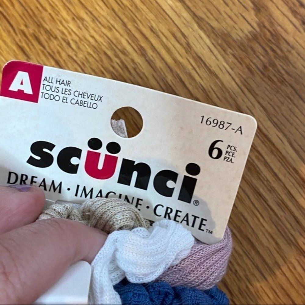 Y2K Scrunchie Set NEW - Picture 4 of 5